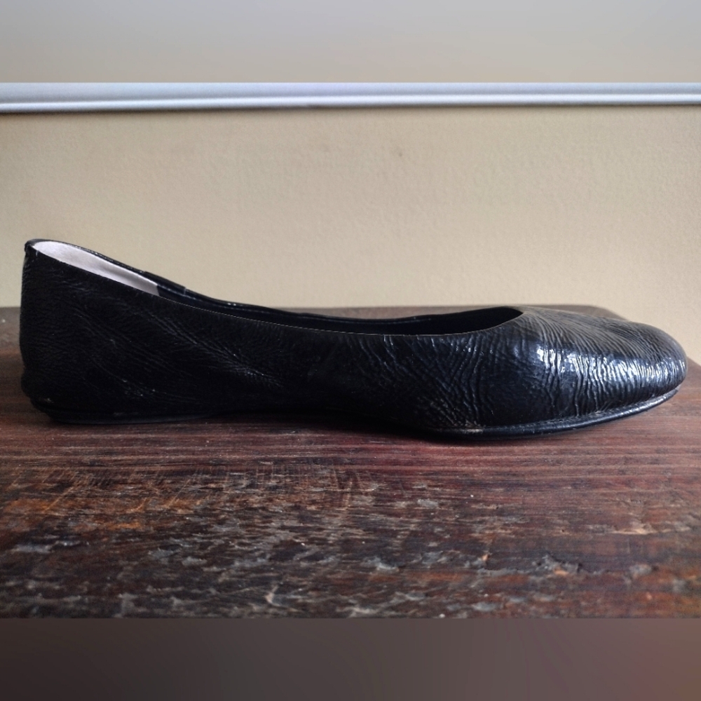 Tory Burch Black Patent Crinkle Leather Travel Flats Size 8 - Picture 4 of 8